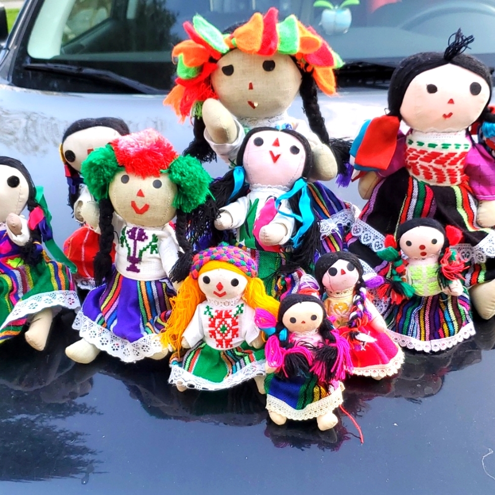 LeLe"  INC Mexican Handmade Traditional Rag Dolls A complete set large and smal